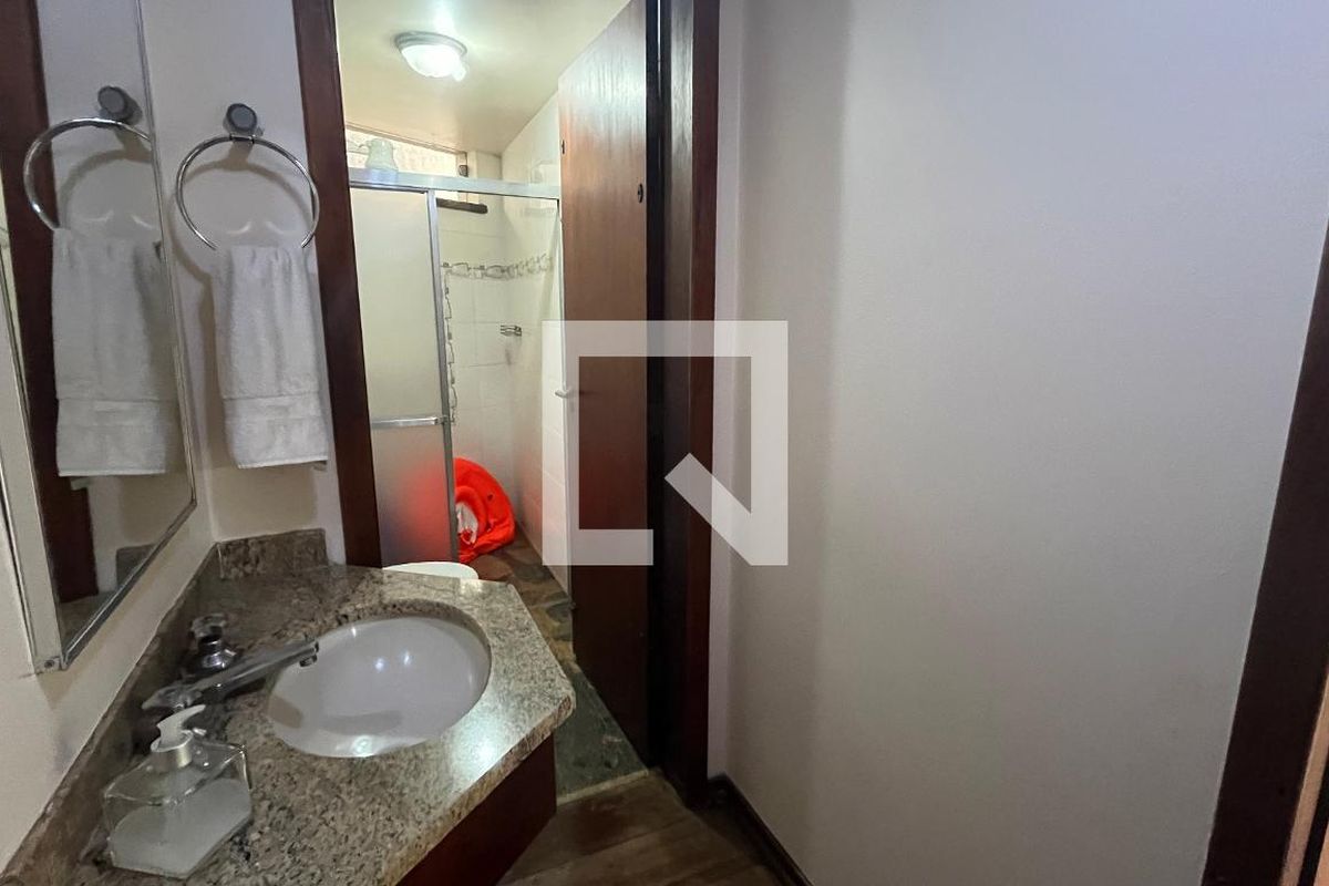 Casa à Venda - Guanabara, 5 Quartos,  345 m2 em , Campinas - sp | SoloBR