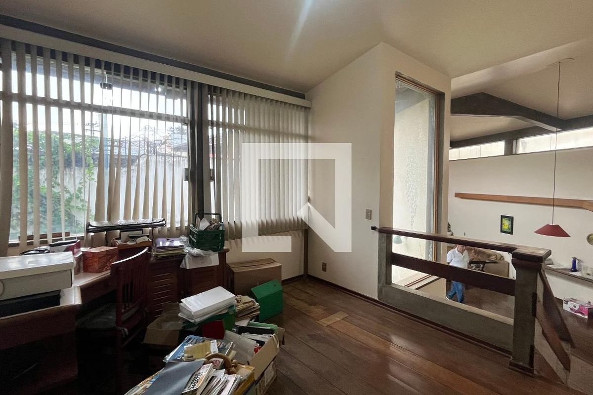 Casa à Venda - Guanabara, 5 Quartos,  345 m2 em , Campinas - sp | SoloBR