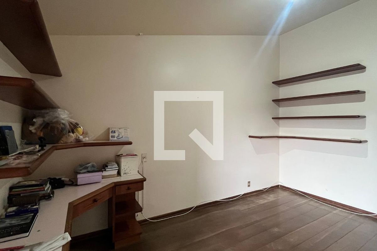 Casa à Venda - Guanabara, 5 Quartos,  345 m2 em , Campinas - sp | SoloBR
