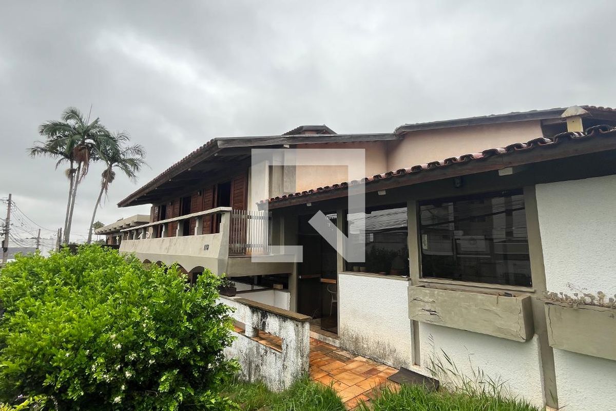 Casa à Venda - Guanabara, 5 Quartos,  345 m2 em , Campinas - sp | SoloBR