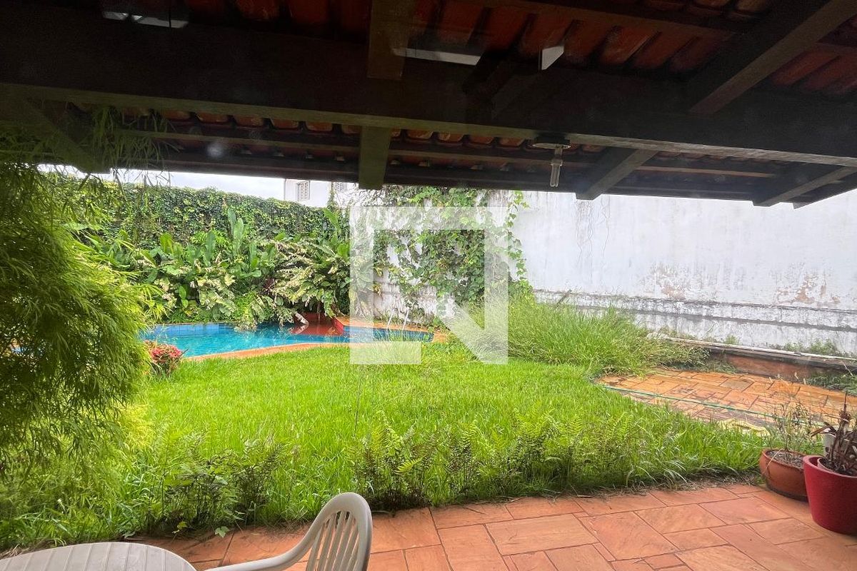 Casa à Venda - Guanabara, 5 Quartos,  345 m2 em , Campinas - sp | SoloBR