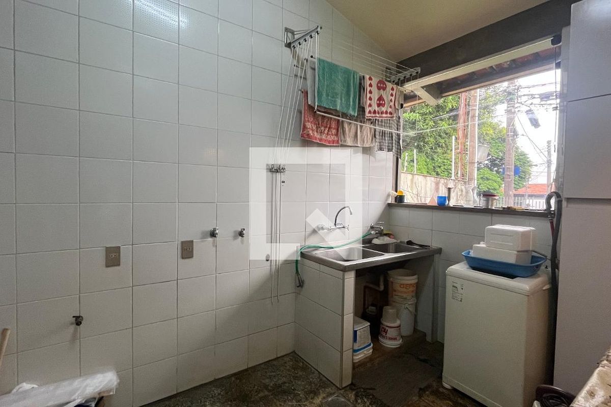 Casa à Venda - Guanabara, 5 Quartos,  345 m2 em , Campinas - sp | SoloBR