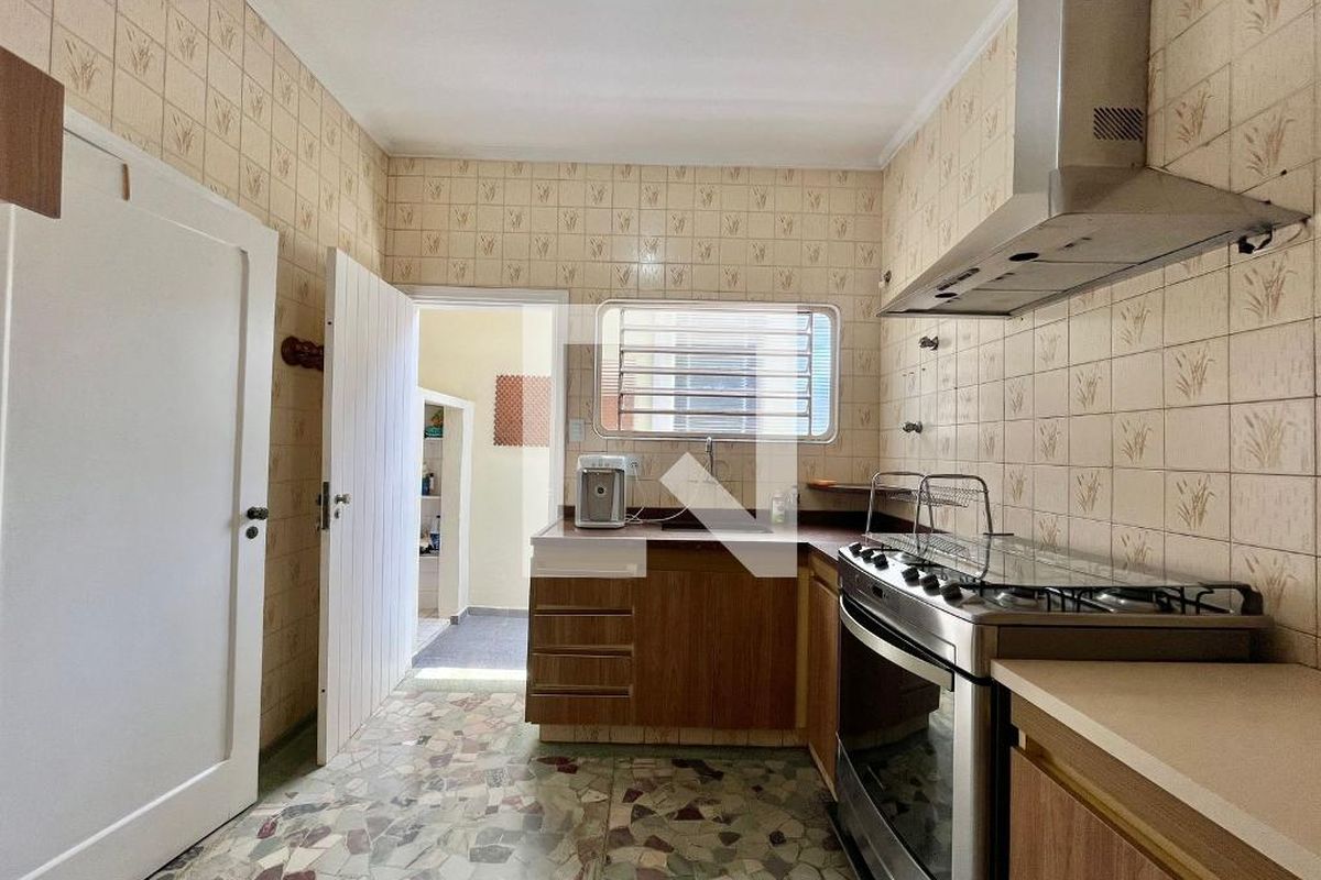 Casa à Venda - Guanabara, 3 Quartos,  250 m2 em , Campinas - sp | SoloBR