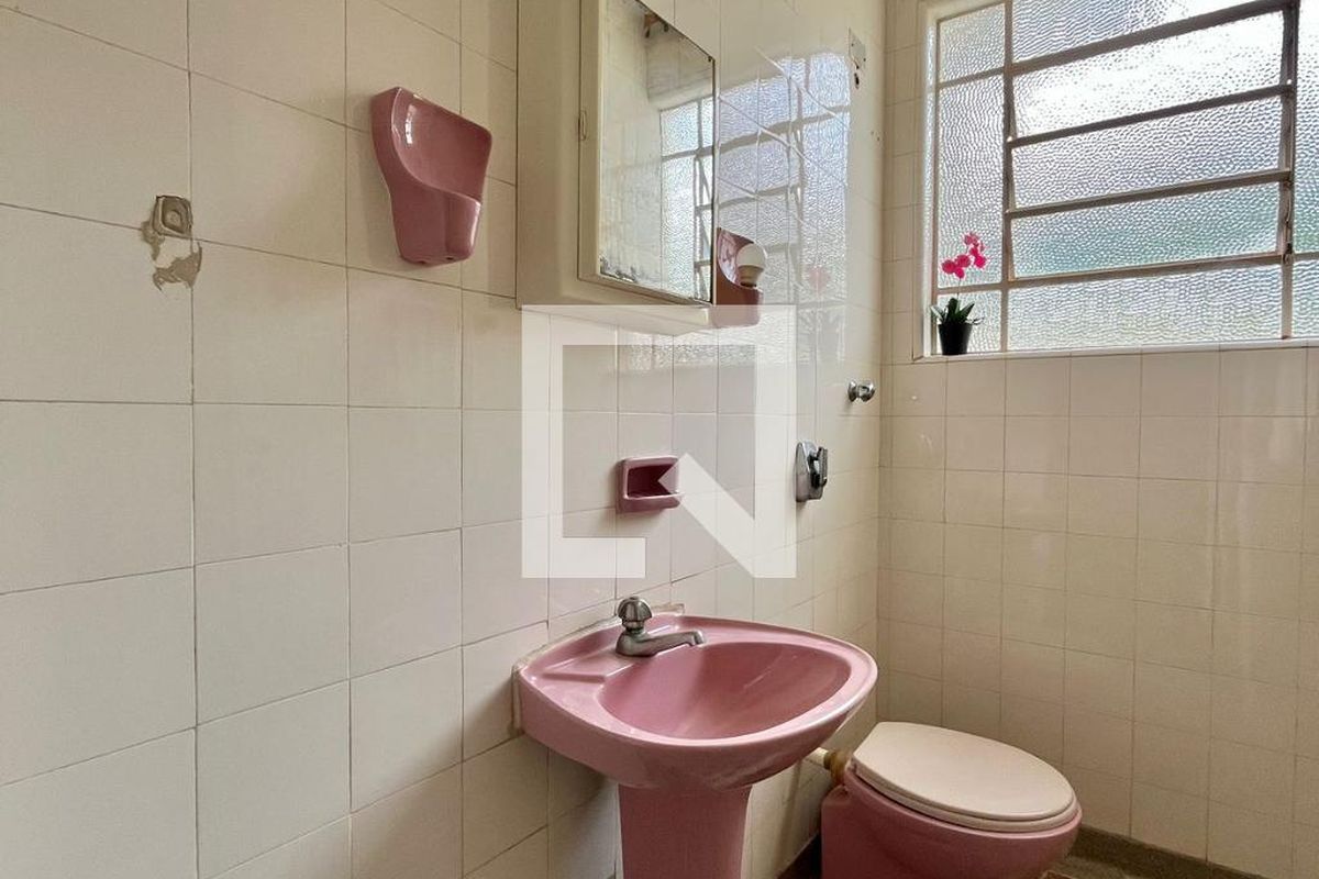 Casa à Venda - Guanabara, 3 Quartos,  250 m2 em , Campinas - sp | SoloBR