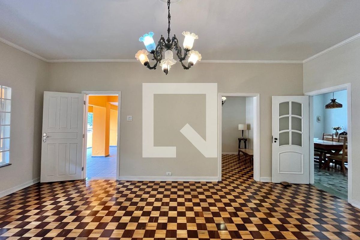 Casa à Venda - Guanabara, 3 Quartos,  250 m2 em , Campinas - sp | SoloBR
