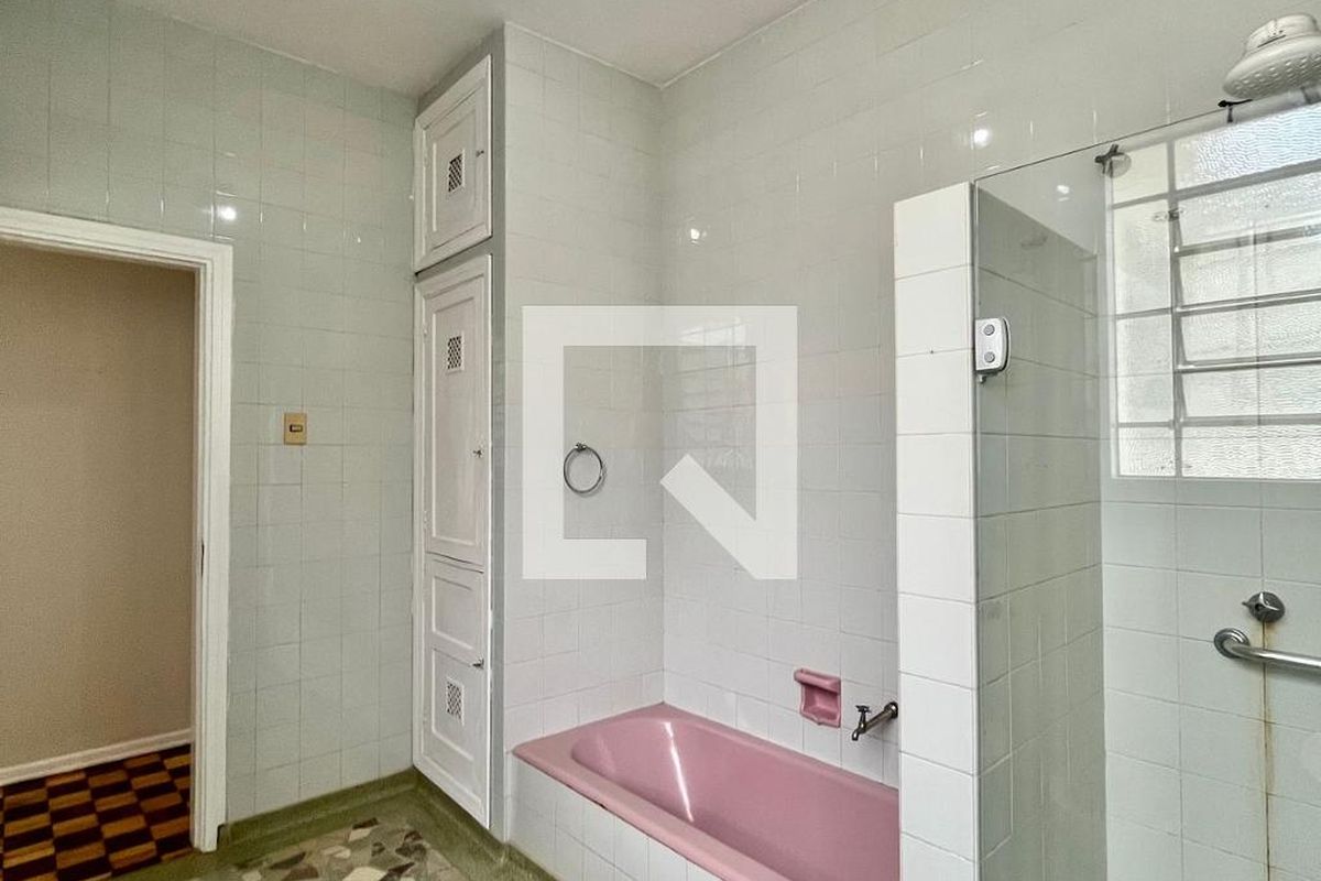 Casa à Venda - Guanabara, 3 Quartos,  250 m2 em , Campinas - sp | SoloBR
