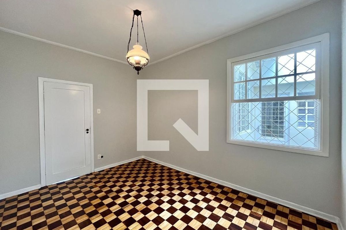 Casa à Venda - Guanabara, 3 Quartos,  250 m2 em , Campinas - sp | SoloBR