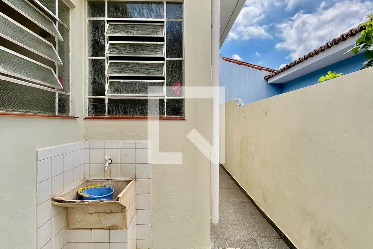 Casa à Venda - Guanabara, 3 Quartos,  250 m2 em , Campinas - sp | SoloBR