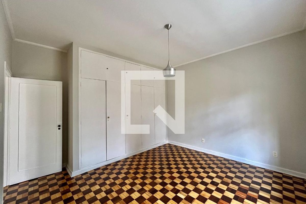 Casa à Venda - Guanabara, 3 Quartos,  250 m2 em , Campinas - sp | SoloBR