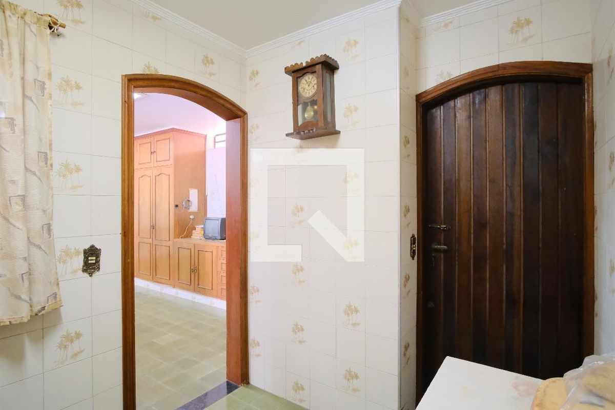 Casa, 4 quartos, 290 m² - Foto 160