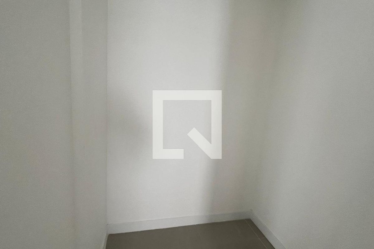 Apartamento à Venda - Bosque, 1 Quarto,  46 m2 em , Campinas - sp | SoloBR