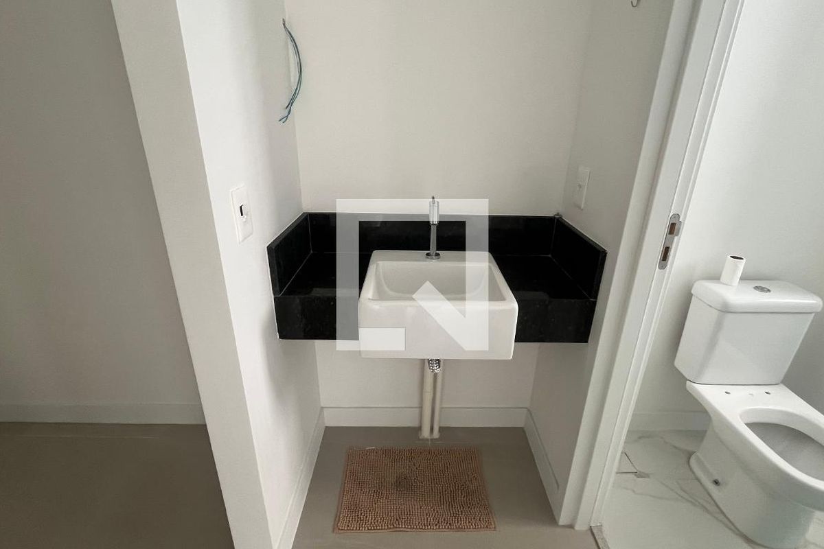 Apartamento à Venda - Bosque, 1 Quarto,  46 m2 em , Campinas - sp | SoloBR