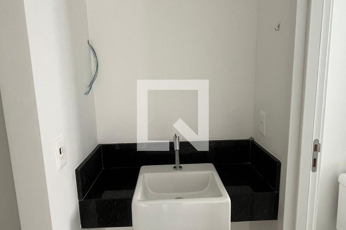 Apartamento à Venda - Bosque, 1 Quarto,  46 m2 em , Campinas - sp | SoloBR