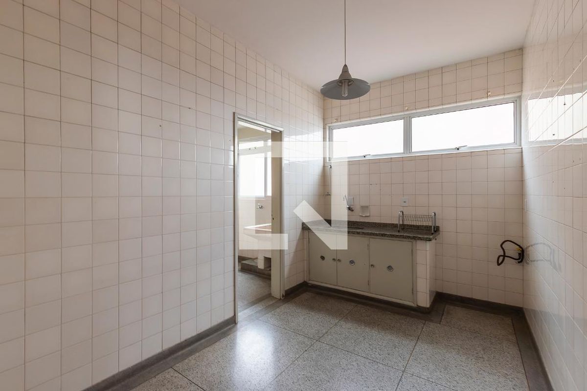 Apartamento à Venda - Centro, 2 Quartos,  77 m2 em , Campinas - sp | SoloBR