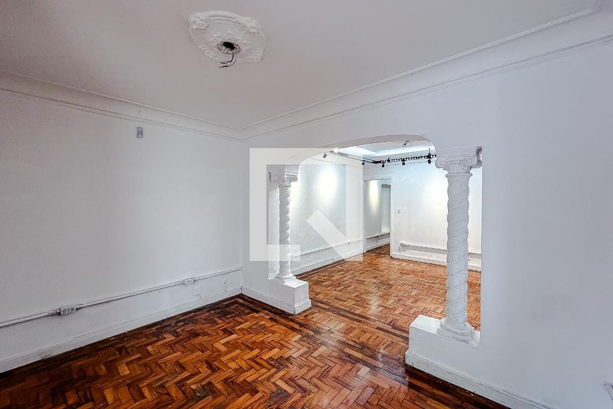 Casa, 4 quartos, 200 m² - Foto 1