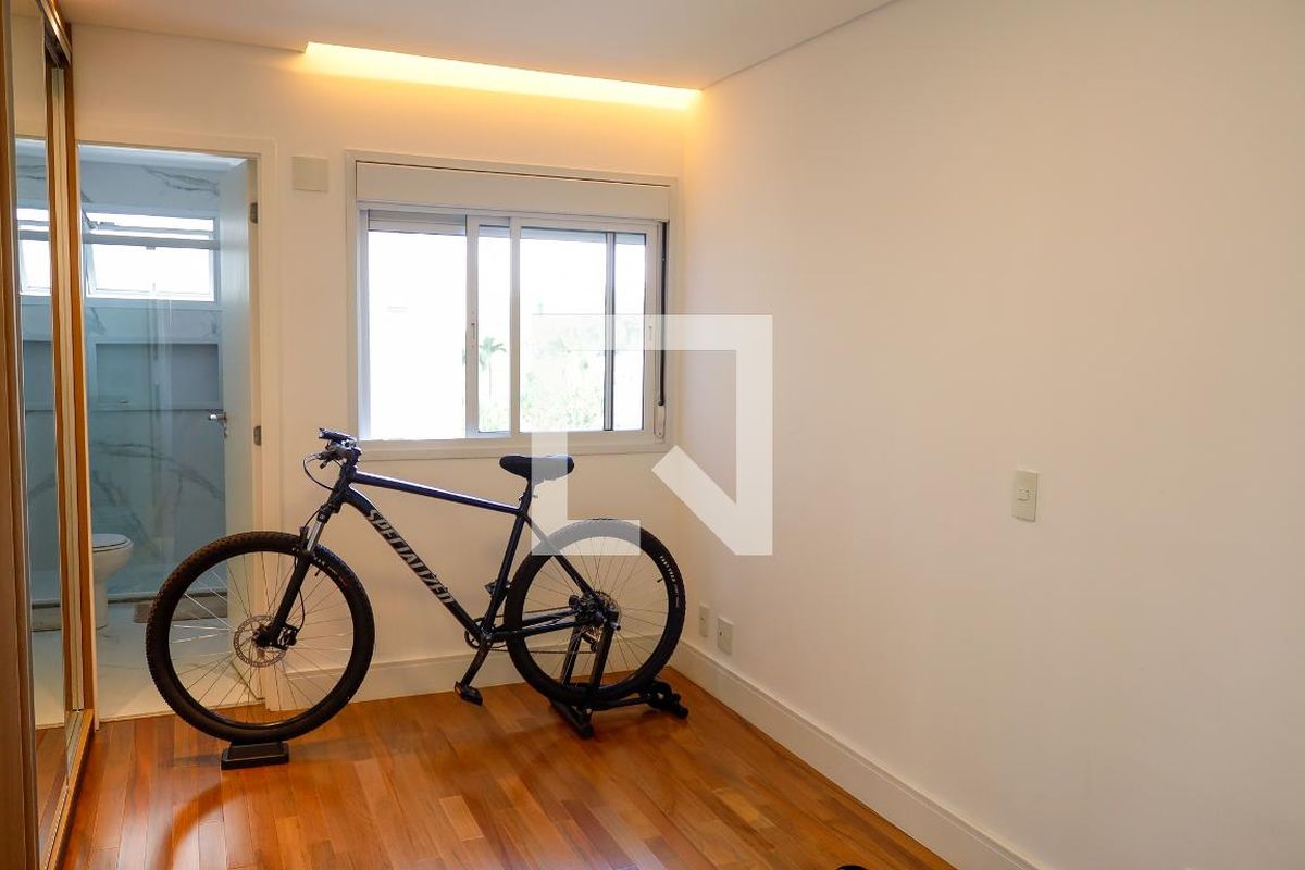 Apartamento, 4 quartos, 254 m² - Foto 45