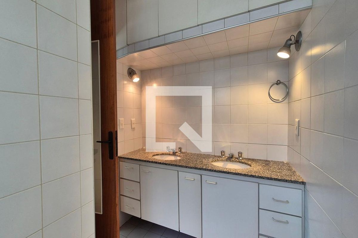 Apartamento à Venda - Cambuí, 1 Quarto,  65 m2 em , Campinas - sp | SoloBR