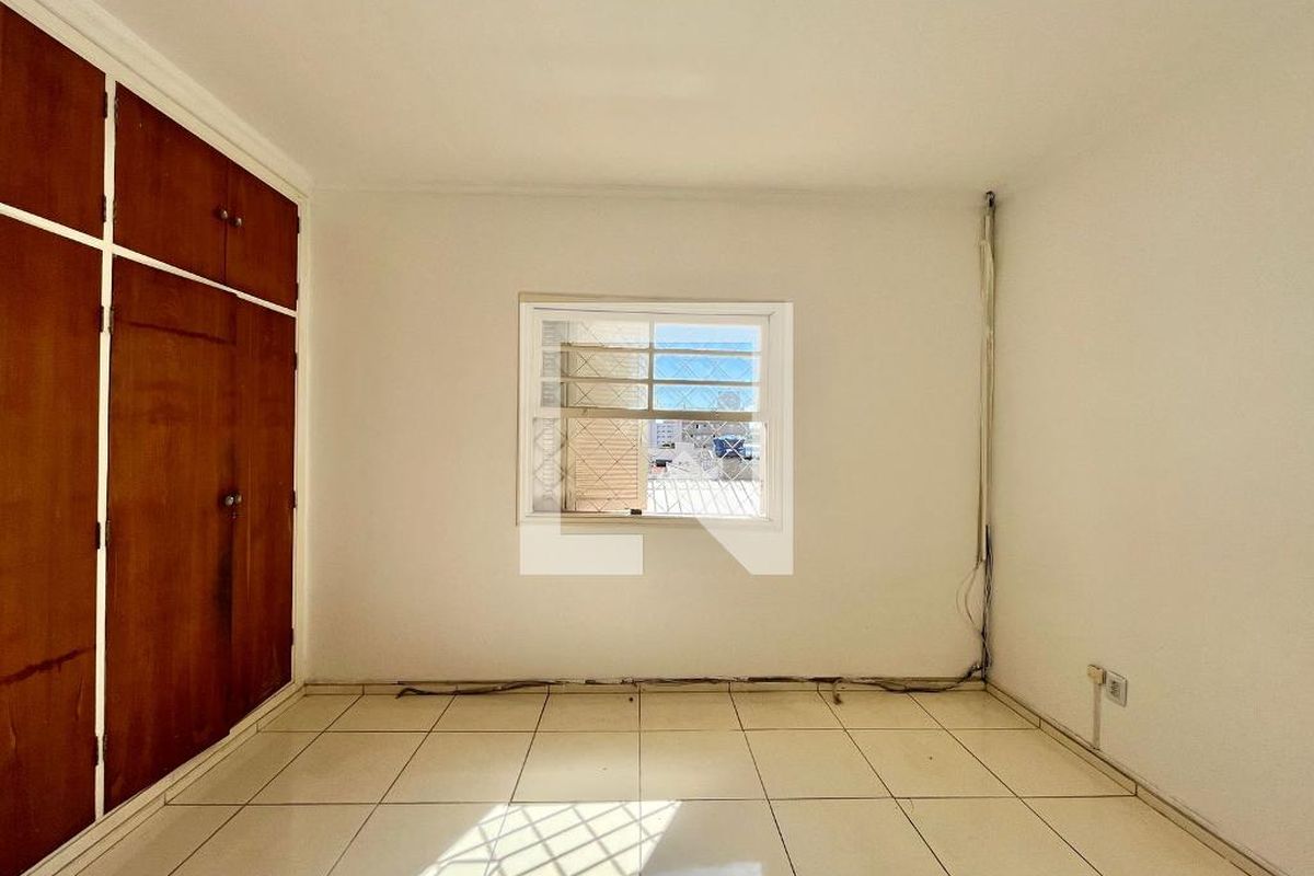 Casa à Venda - Bosque, 3 Quartos,  328 m2 em , Campinas - sp | SoloBR