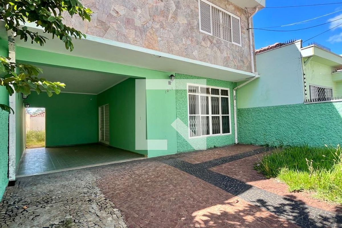 Casa à Venda - Bosque, 3 Quartos,  328 m2 em , Campinas - sp | SoloBR