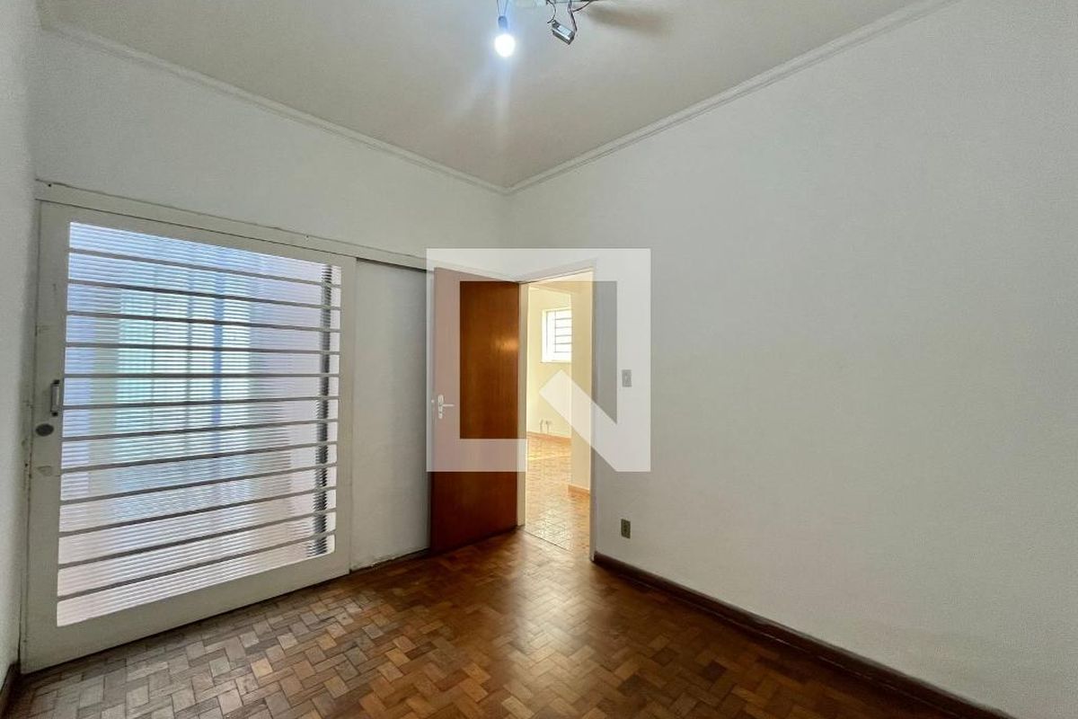 Casa à Venda - Bosque, 3 Quartos,  328 m2 em , Campinas - sp | SoloBR