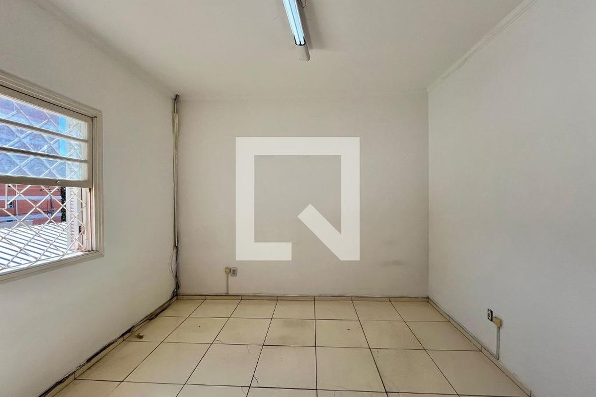 Casa à Venda - Bosque, 3 Quartos,  328 m2 em , Campinas - sp | SoloBR