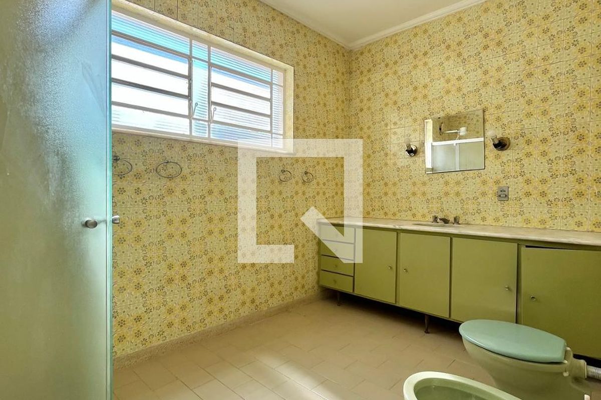 Casa à Venda - Bosque, 3 Quartos,  328 m2 em , Campinas - sp | SoloBR