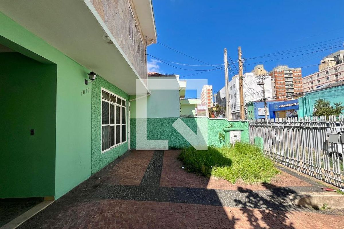 Casa à Venda - Bosque, 3 Quartos,  328 m2 em , Campinas - sp | SoloBR