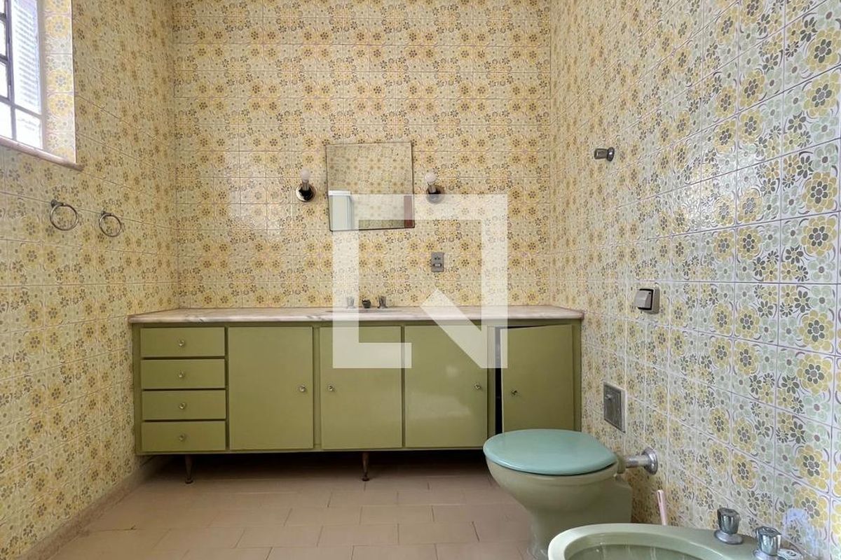 Casa à Venda - Bosque, 3 Quartos,  328 m2 em , Campinas - sp | SoloBR