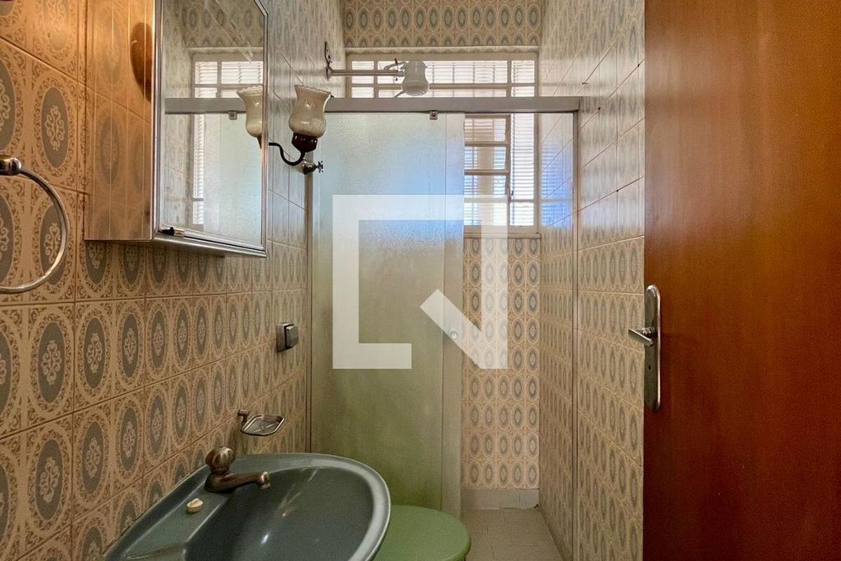 Casa à Venda - Bosque, 3 Quartos,  328 m2 em , Campinas - sp | SoloBR
