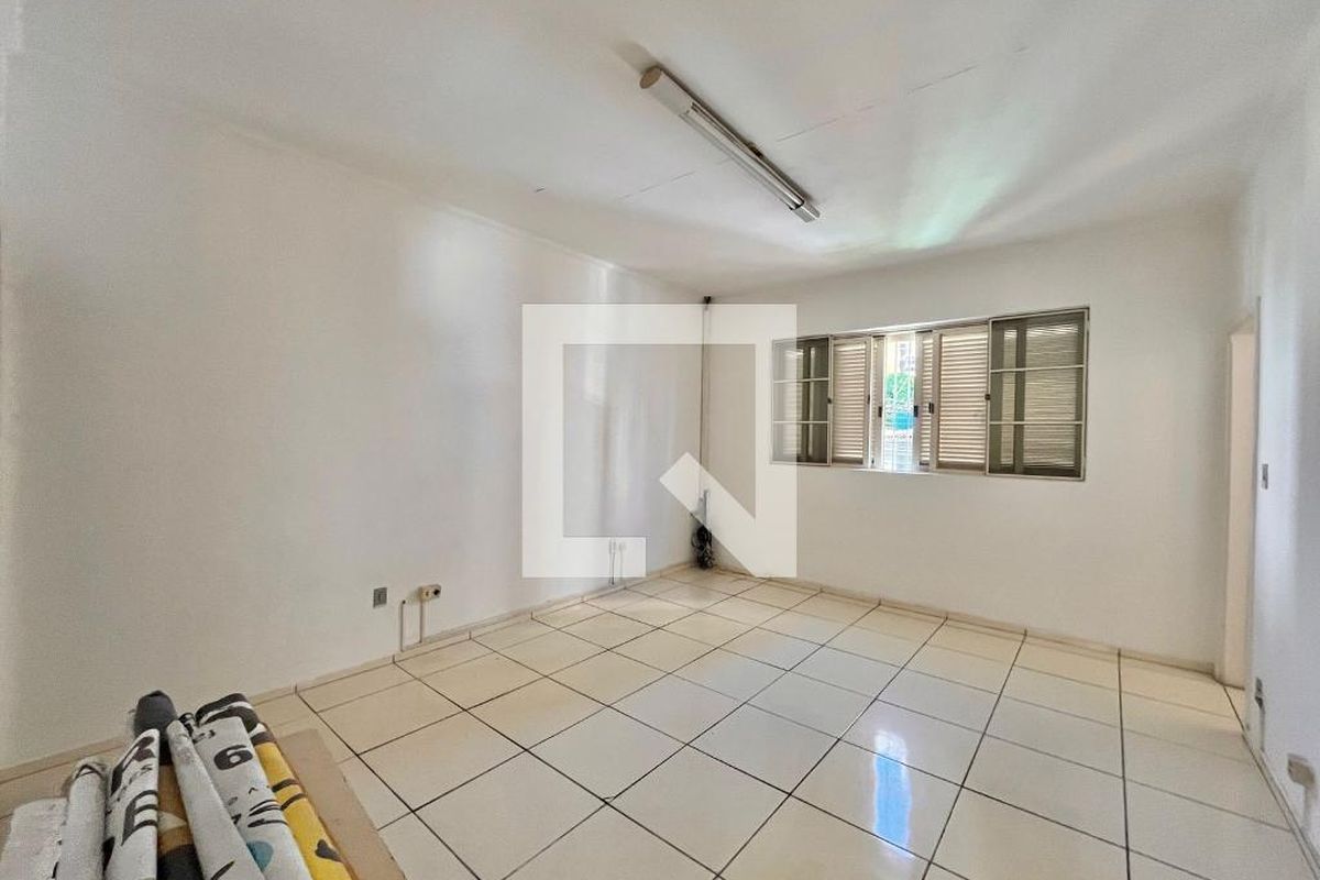 Casa à Venda - Bosque, 3 Quartos,  328 m2 em , Campinas - sp | SoloBR