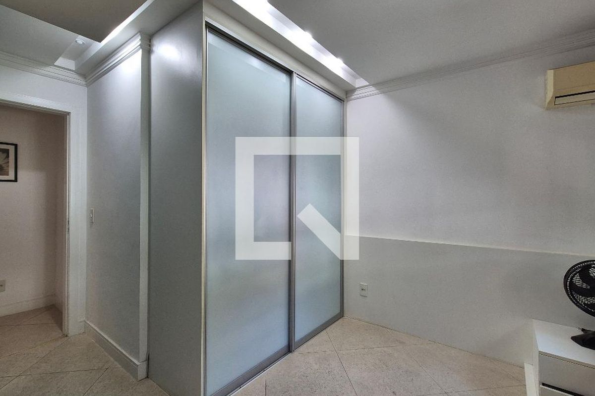 Casa, 5 quartos, 263 m² - Foto 60