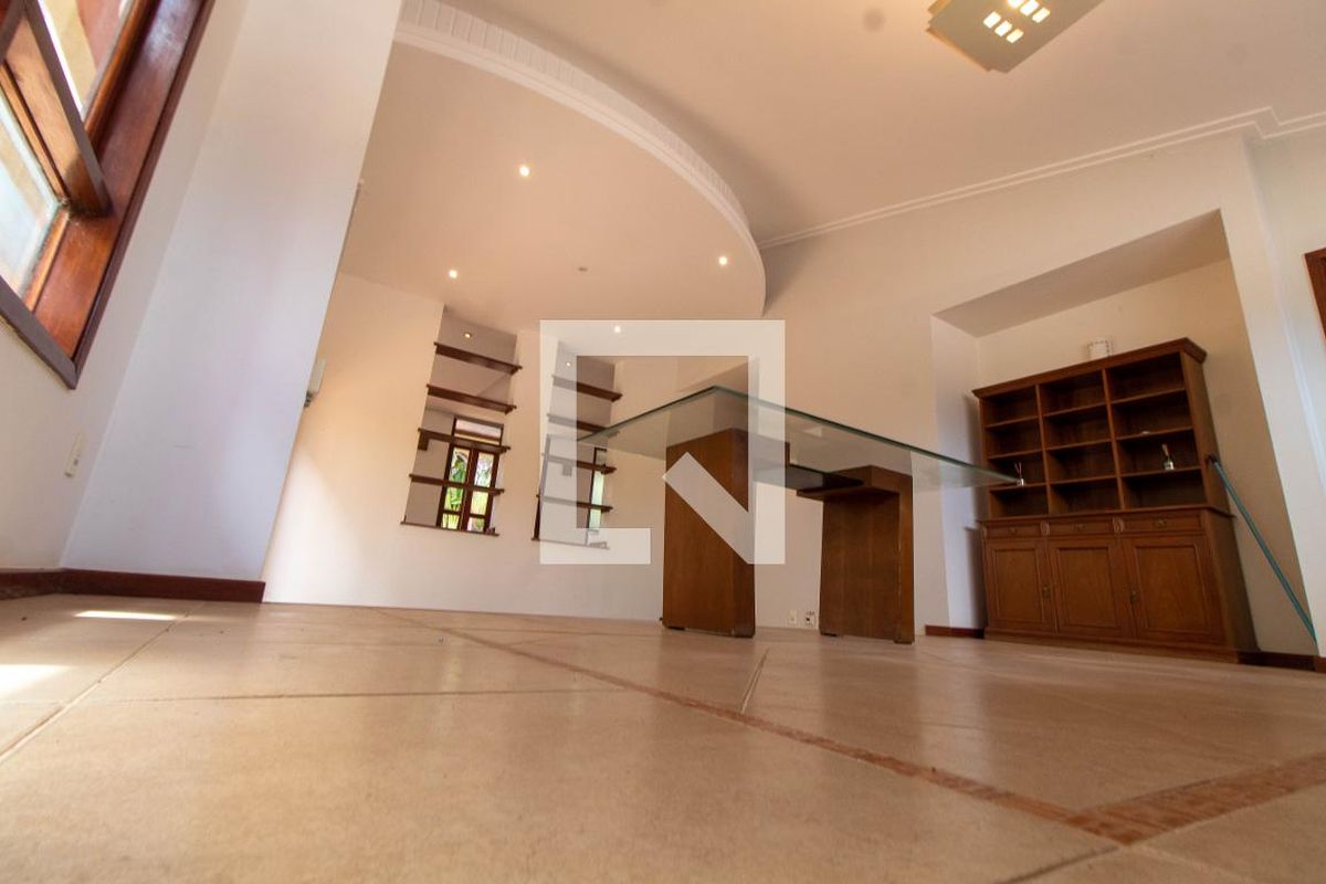 Casa à Venda - Lot. Alphaville Campinas, 4 Quartos,  370 m2 em , Campinas - sp | SoloBR