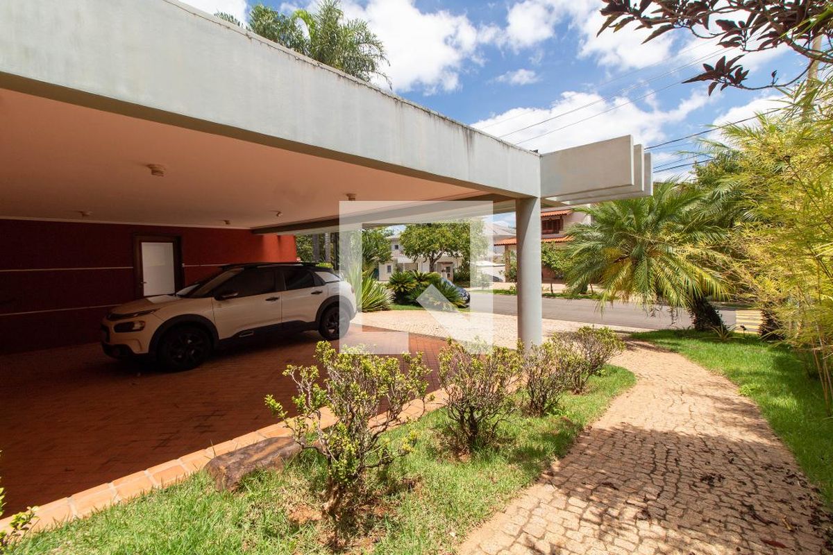 Casa à Venda - Lot. Alphaville Campinas, 4 Quartos,  370 m2 em , Campinas - sp | SoloBR