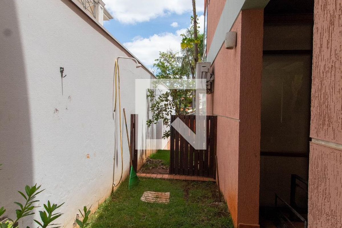 Casa à Venda - Lot. Alphaville Campinas, 4 Quartos,  370 m2 em , Campinas - sp | SoloBR