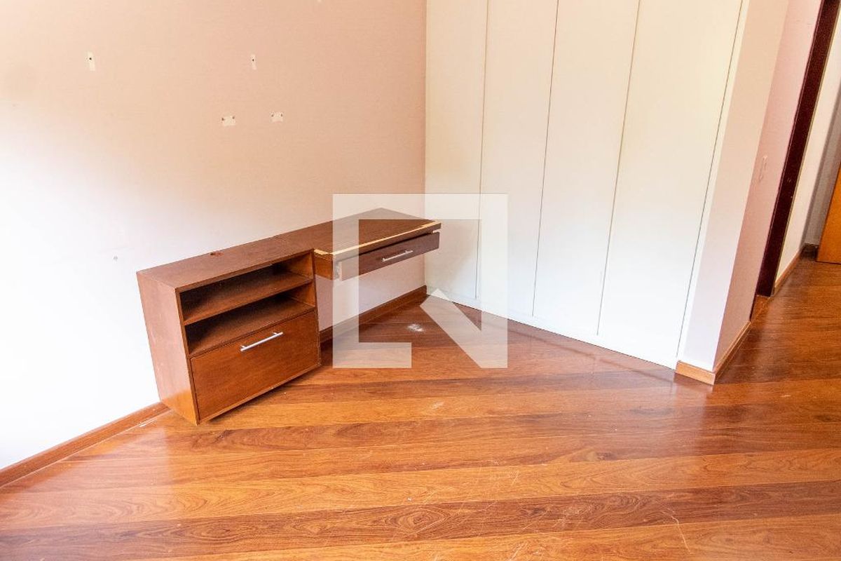 Casa à Venda - Lot. Alphaville Campinas, 4 Quartos,  370 m2 em , Campinas - sp | SoloBR
