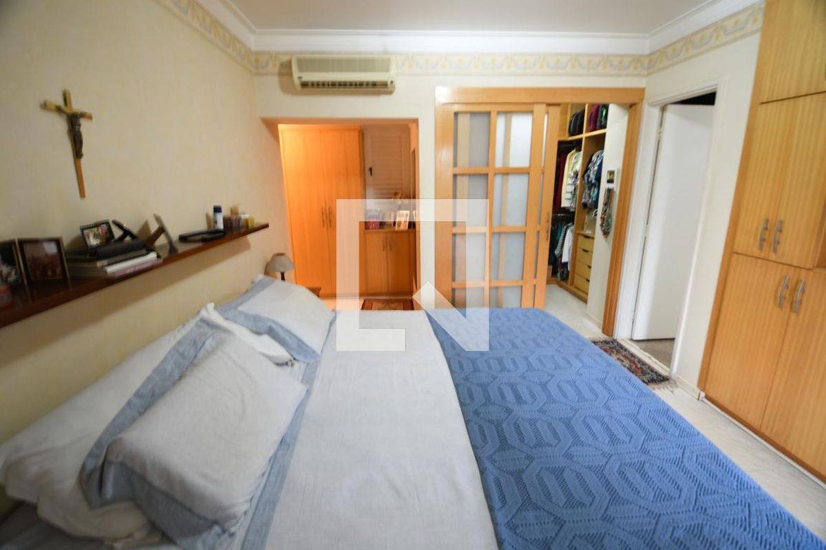 Apartamento à Venda - Jardim Flamboyant, 4 Quartos,  226 m2 em , Campinas - sp | SoloBR