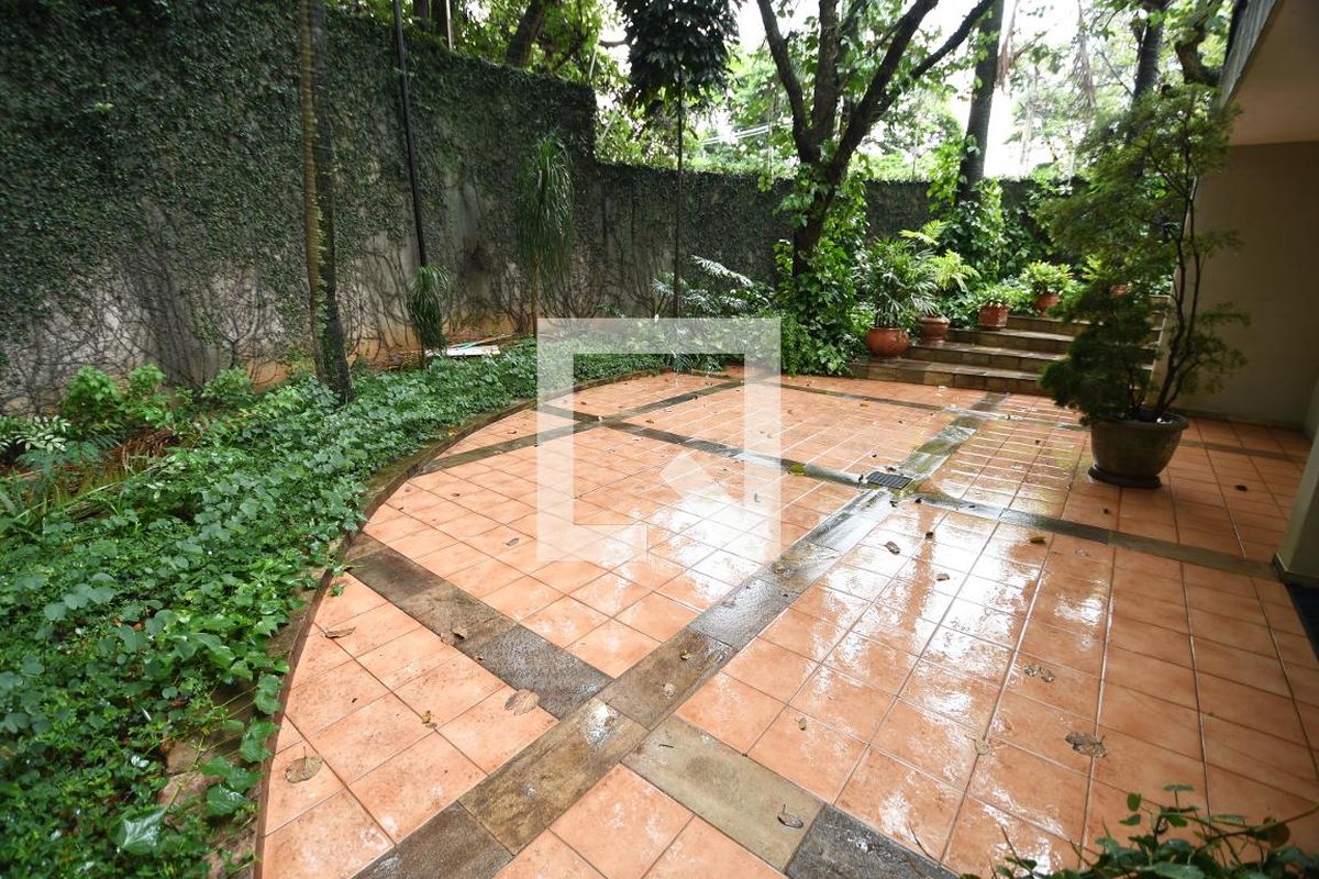 Apartamento à Venda - Jardim Flamboyant, 4 Quartos,  226 m2 em , Campinas - sp | SoloBR