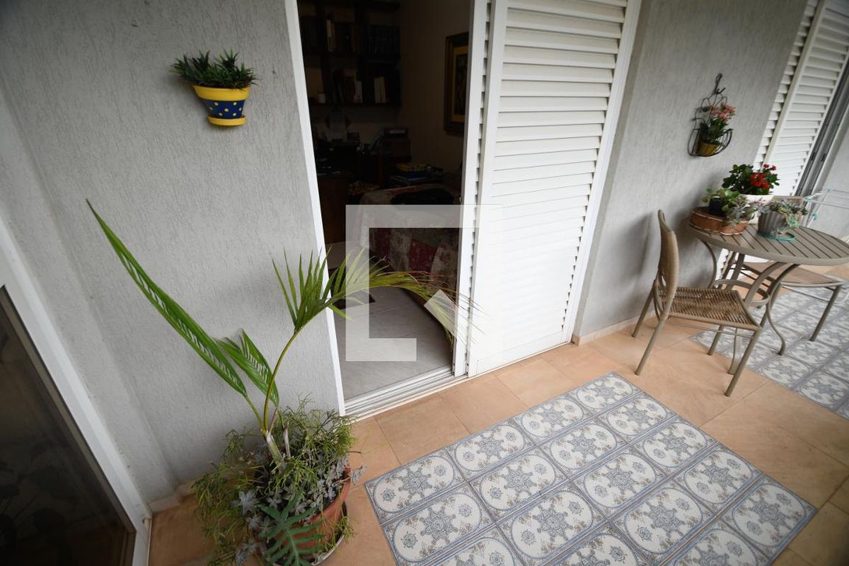 Apartamento à Venda - Jardim Flamboyant, 4 Quartos,  226 m2 em , Campinas - sp | SoloBR