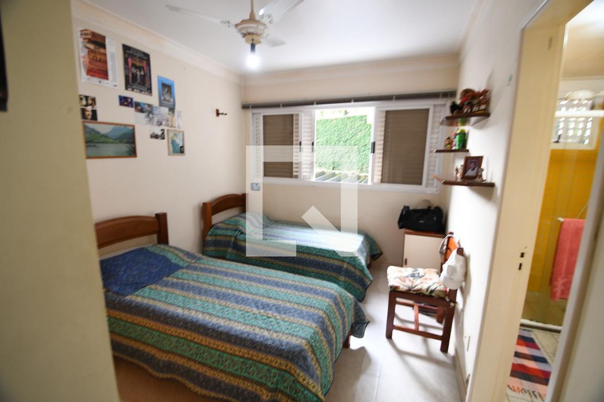 Apartamento à Venda - Jardim Flamboyant, 4 Quartos,  226 m2 em , Campinas - sp | SoloBR