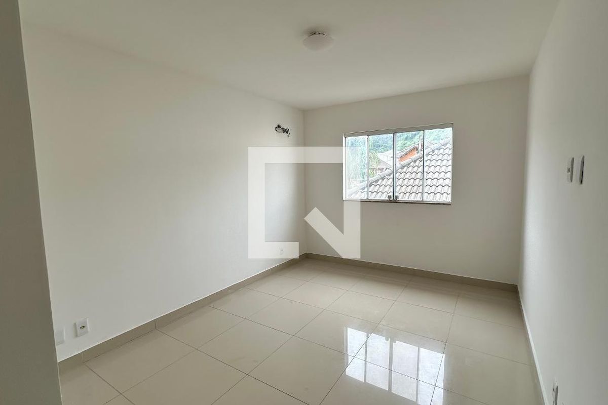 Casa, 4 quartos, 200 m² - Foto 38