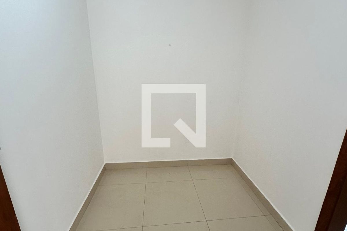 Casa, 4 quartos, 200 m² - Foto 30