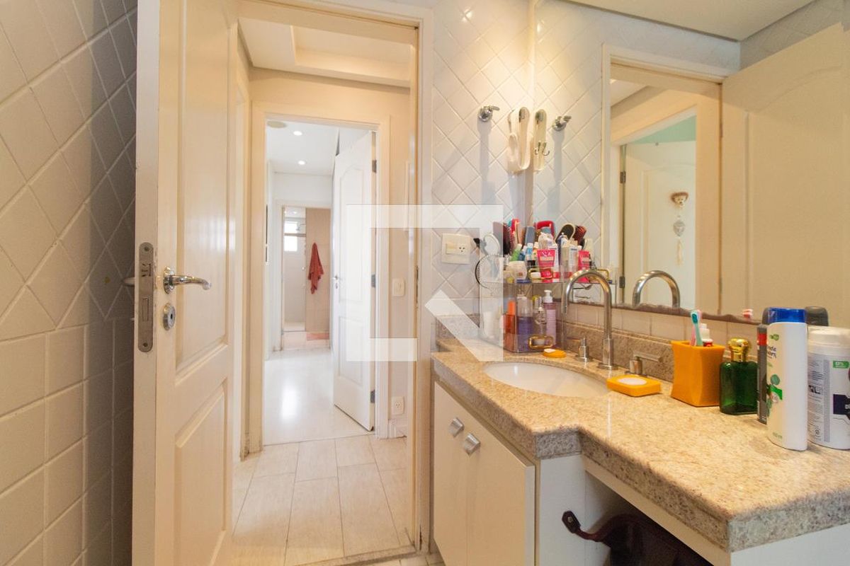 Apartamento, 3 quartos, 135 m² - Foto 54