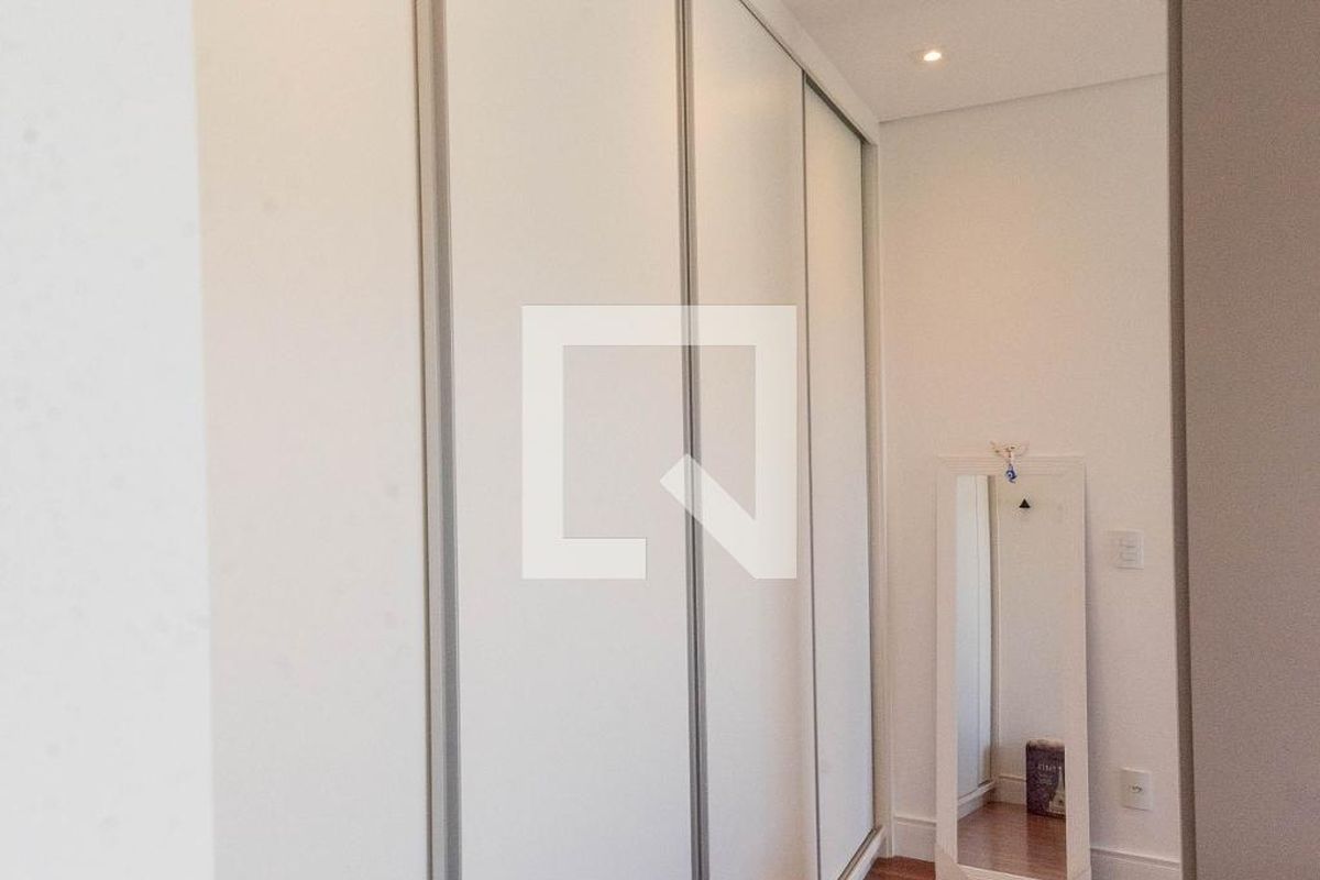 Casa à Venda - Swiss Park, 3 Quartos,  200 m2 em , Campinas - sp | SoloBR