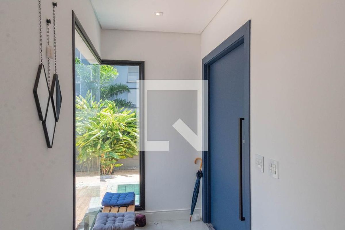 Casa à Venda - Swiss Park, 3 Quartos,  200 m2 em , Campinas - sp | SoloBR
