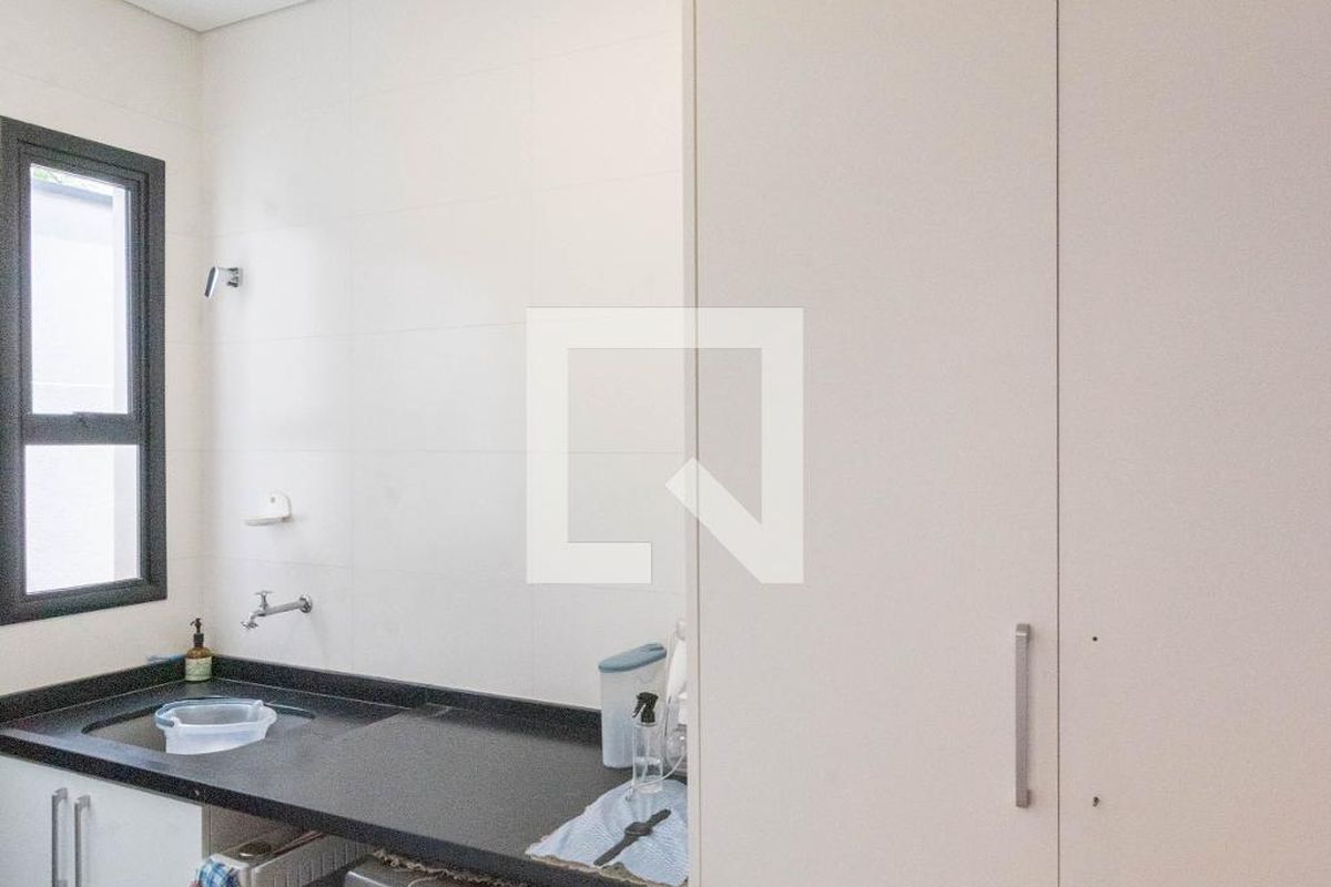 Casa à Venda - Swiss Park, 3 Quartos,  200 m2 em , Campinas - sp | SoloBR
