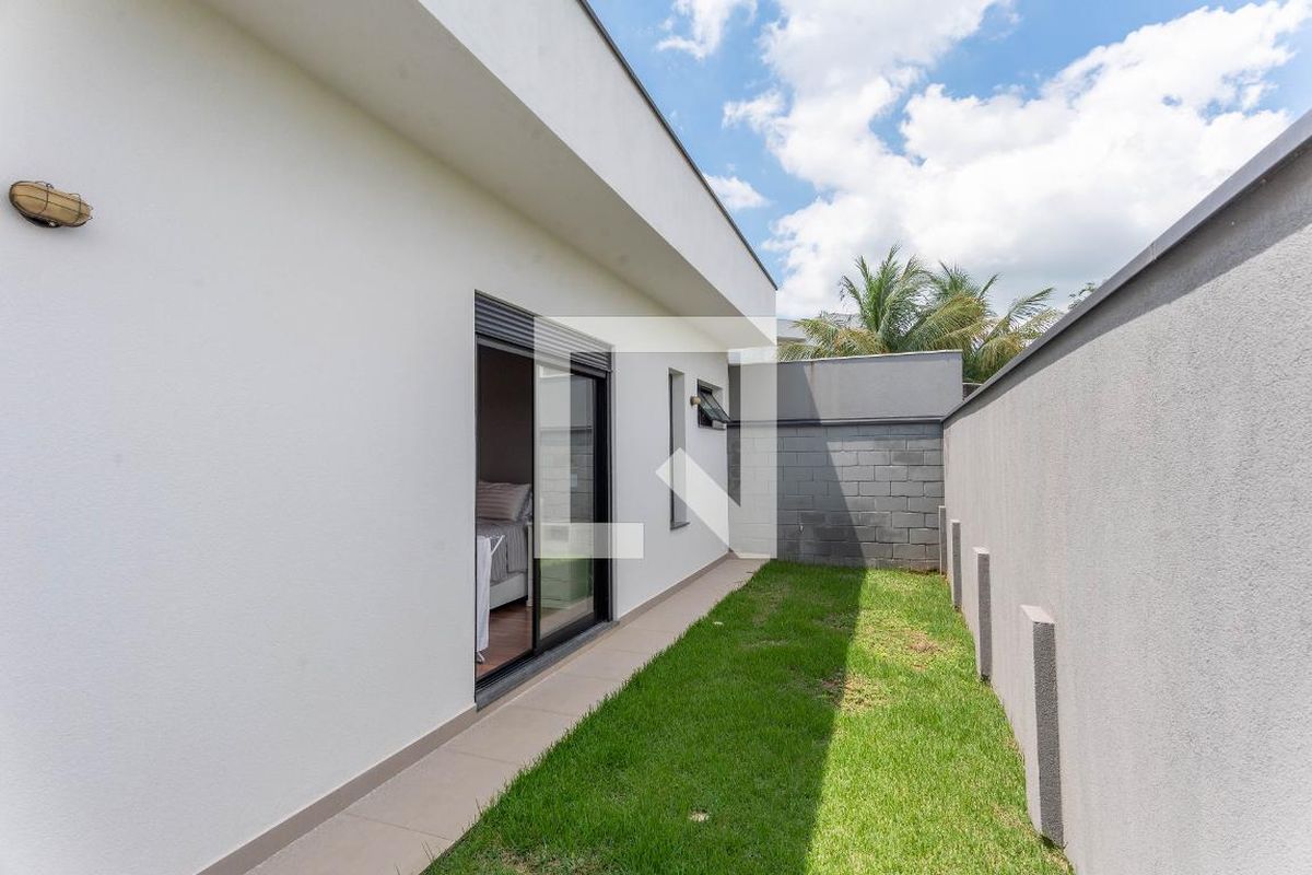 Casa à Venda - Swiss Park, 3 Quartos,  200 m2 em , Campinas - sp | SoloBR