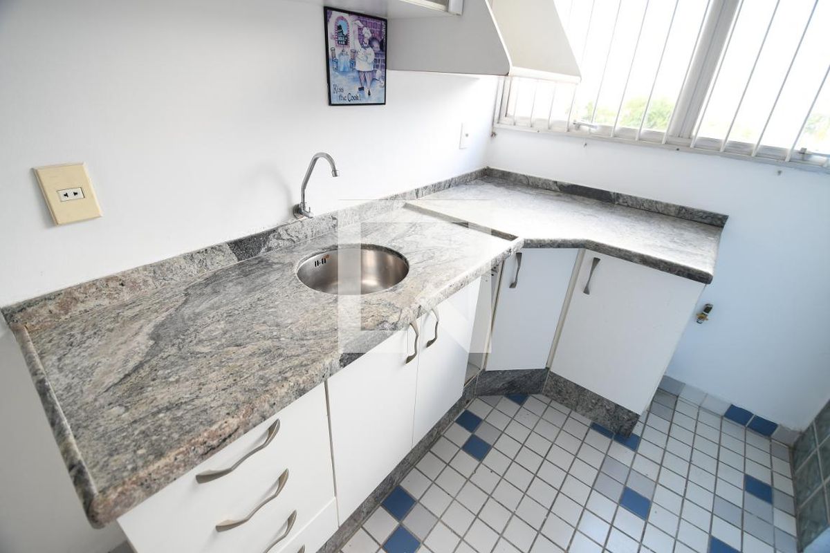Apartamento à Venda - Bosque, 1 Quarto,  60 m2 em , Campinas - sp | SoloBR
