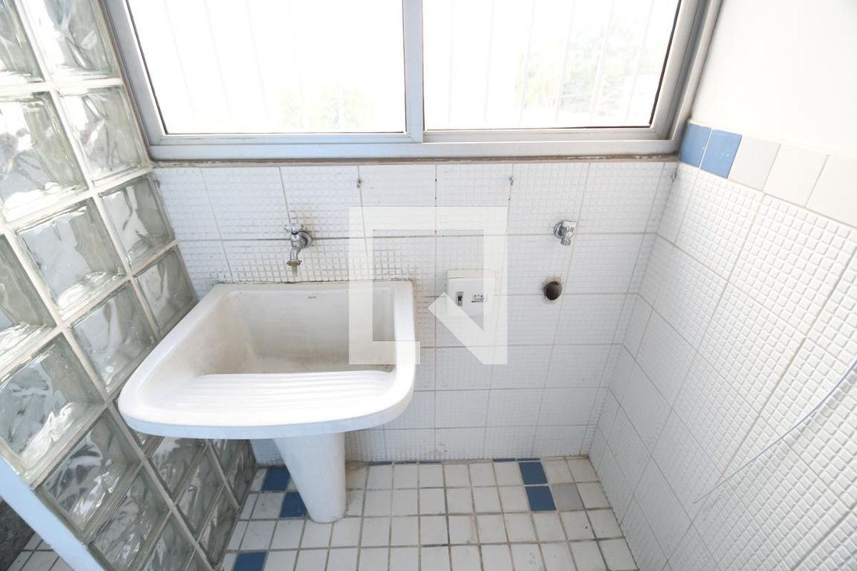 Apartamento à Venda - Bosque, 1 Quarto,  60 m2 em , Campinas - sp | SoloBR