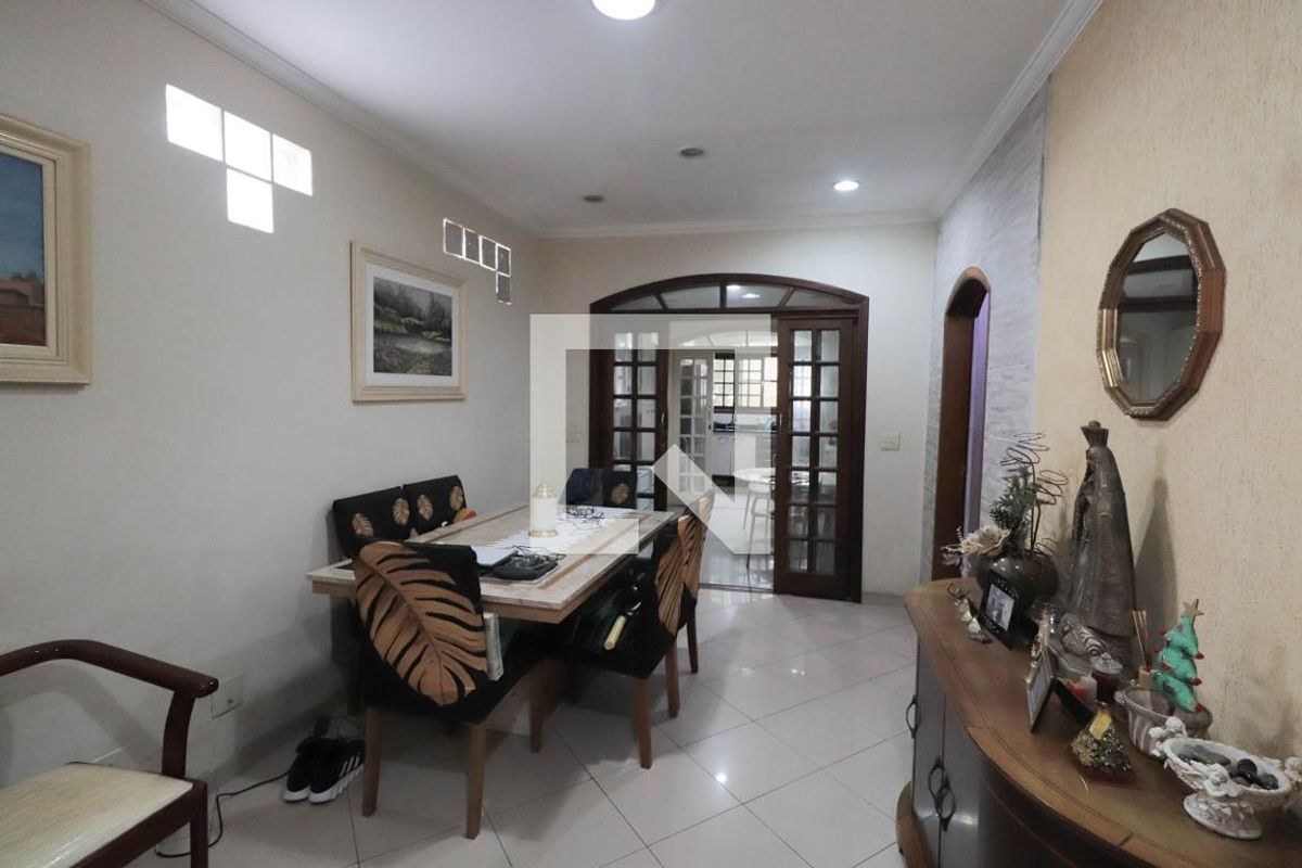 Casa, 2 quartos, 269 m² - Foto 14