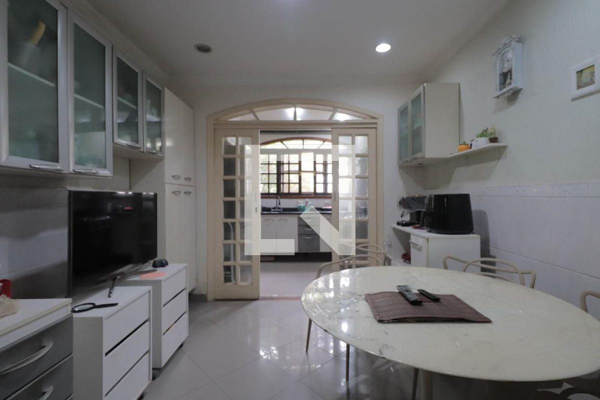 Casa, 2 quartos, 269 m² - Foto 80